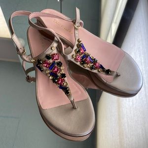 Taryn Rose gold metallic jewel embellished sandals. Size 9.5